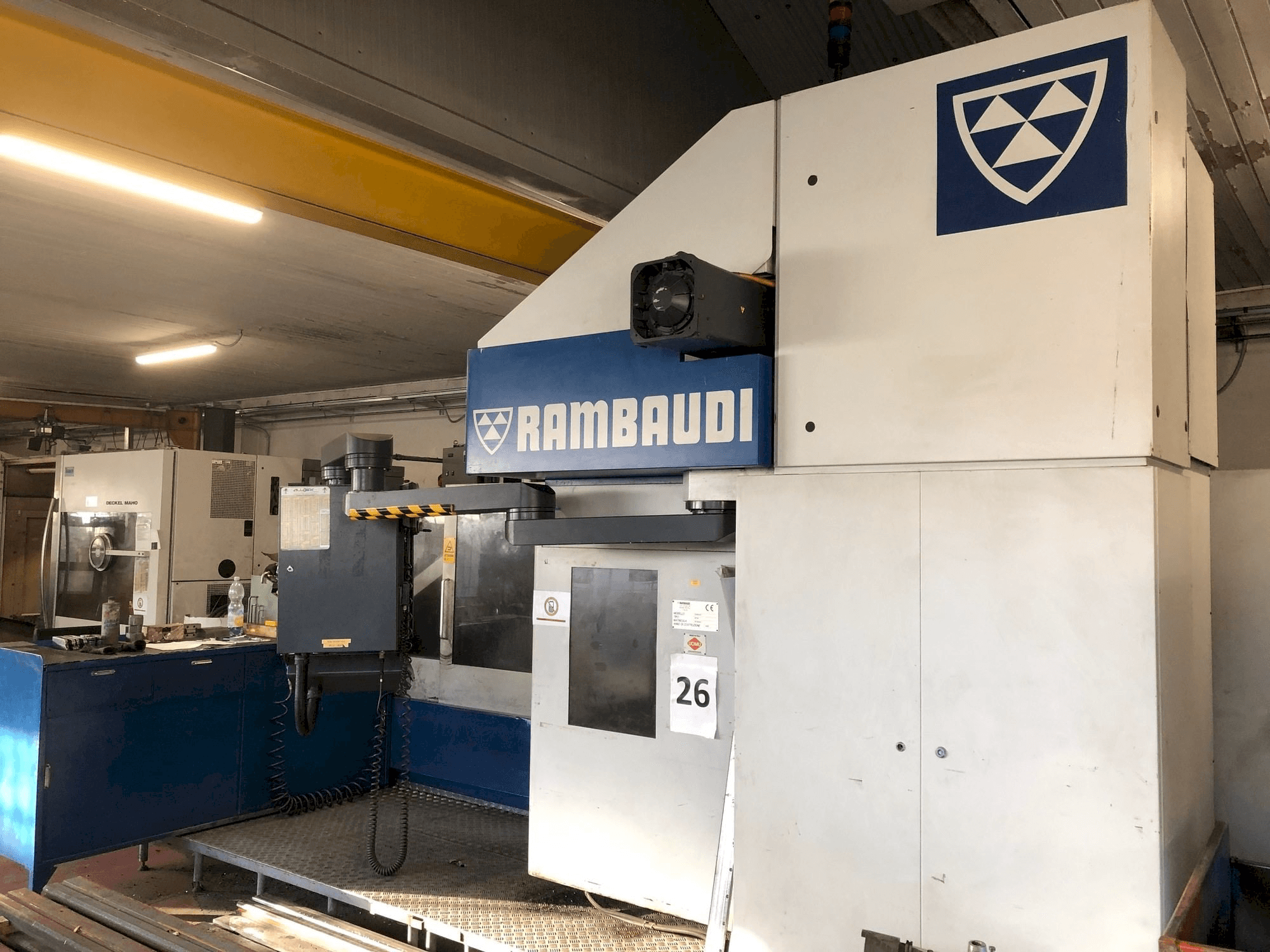 Vue de face de la machine Rambaudi Ramfast RF105