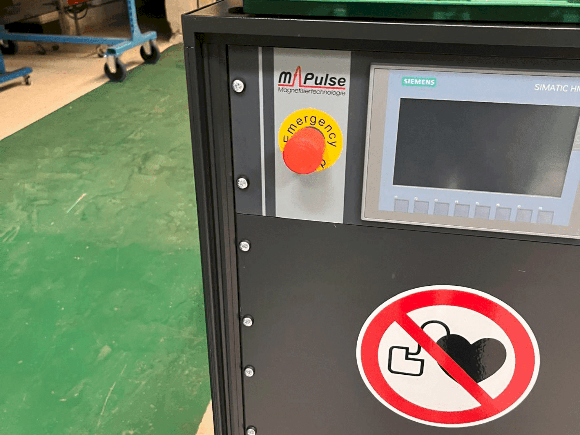 Vue de face de la machine M-PULSE 2k6e