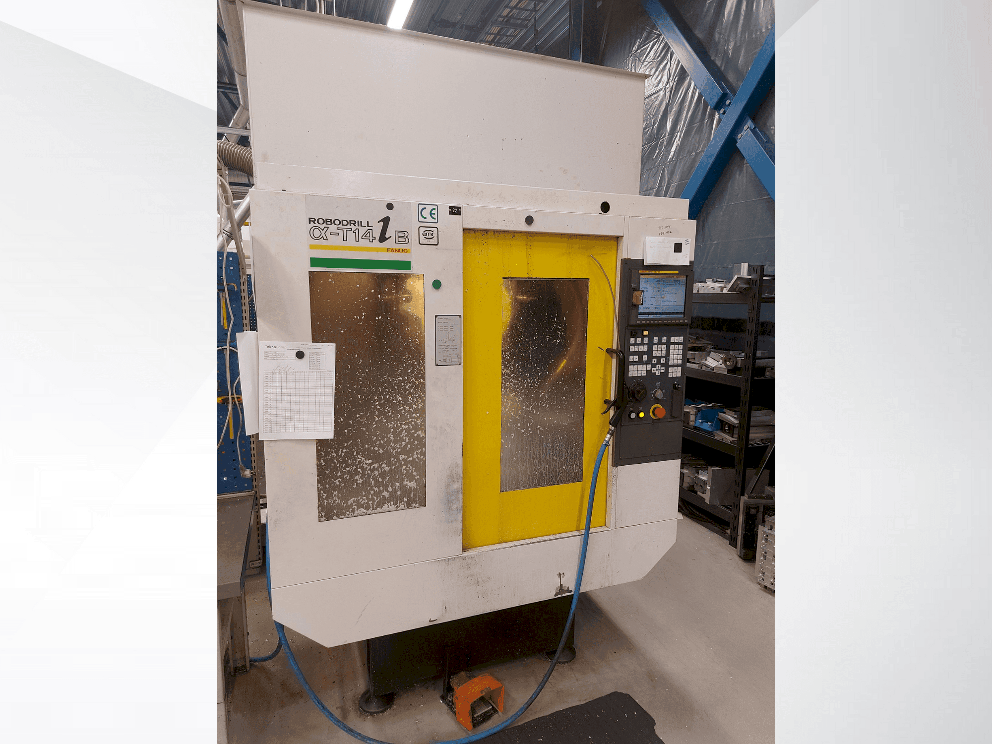 Vue de face de la machine FANUC Robodrill α-T14iB