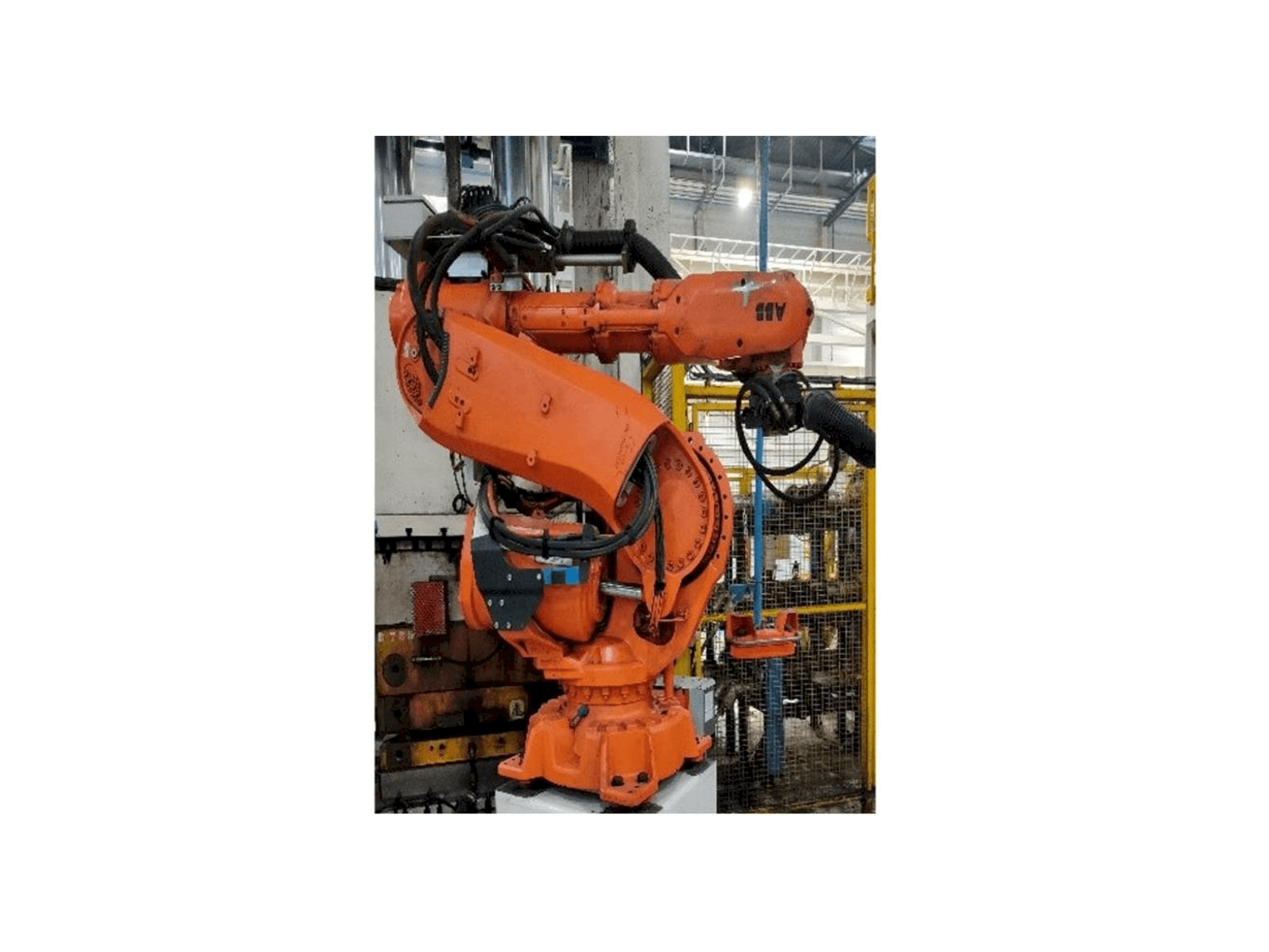 Front view of ABB IRB 6640-185/2.8 machine